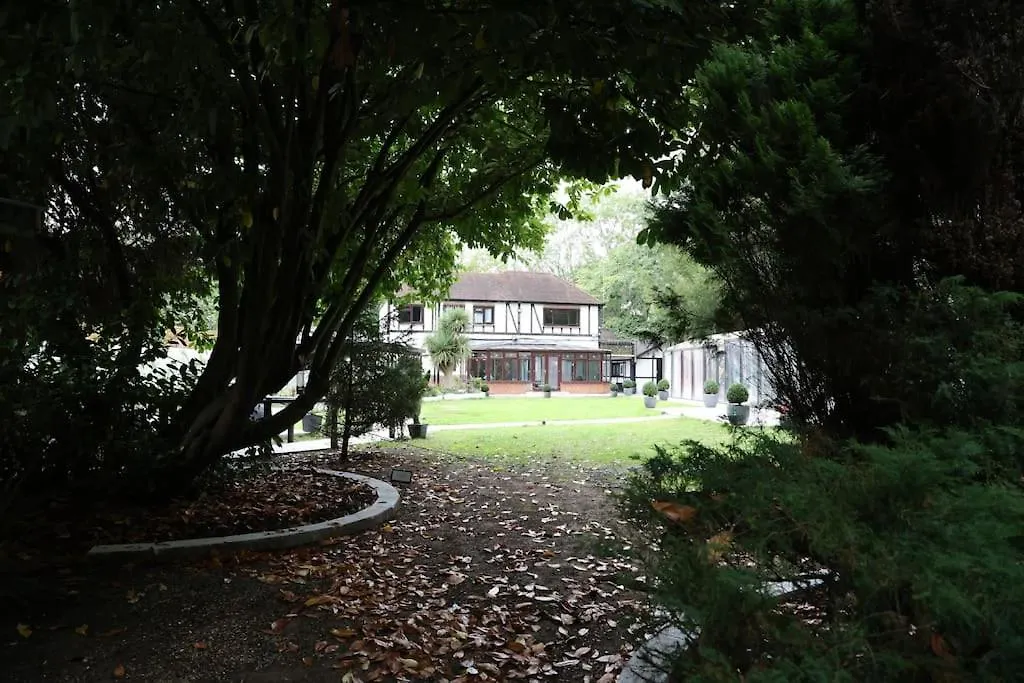 펜션 Shreem Homes Wraysbury 영국