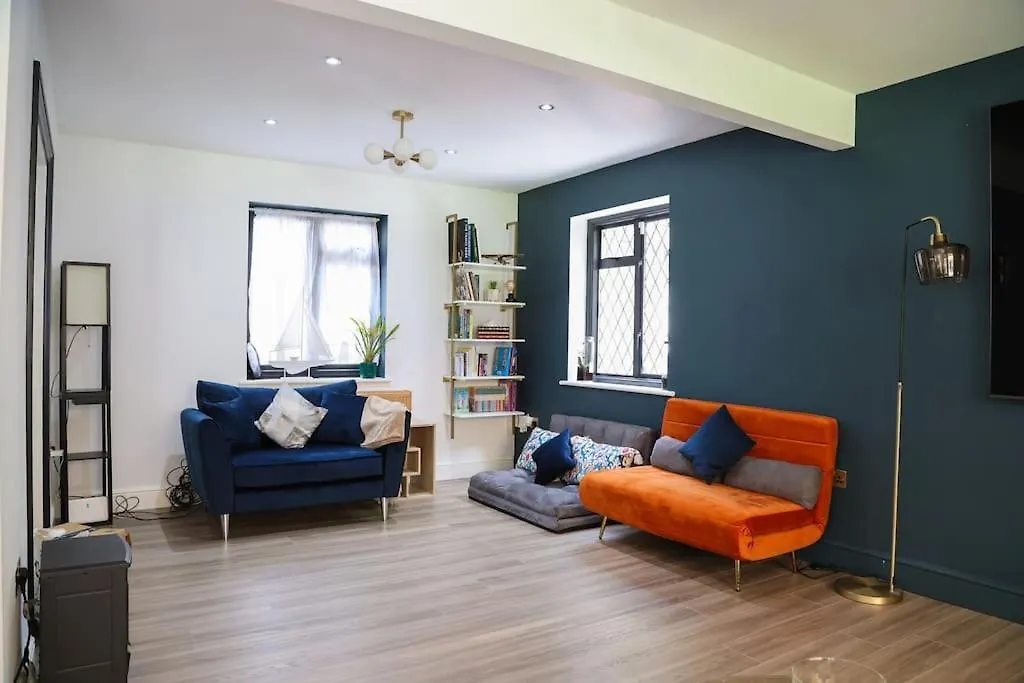 펜션 Shreem Homes Wraysbury 영국