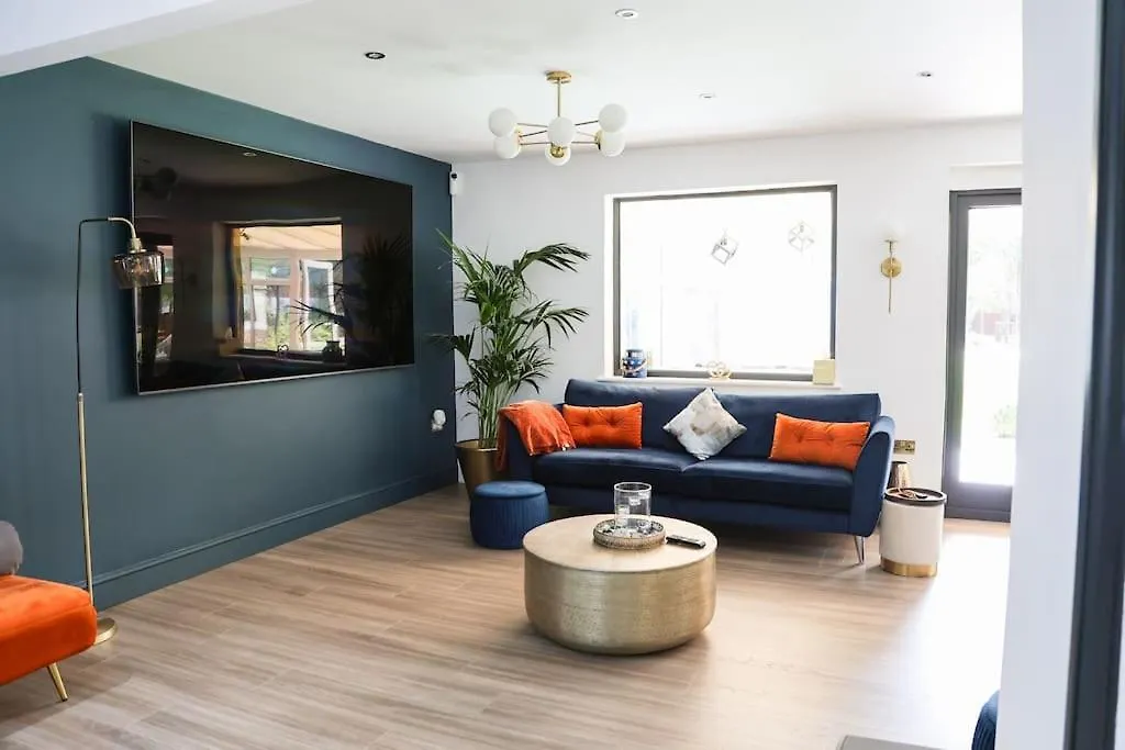 Shreem Homes Wraysbury 영국