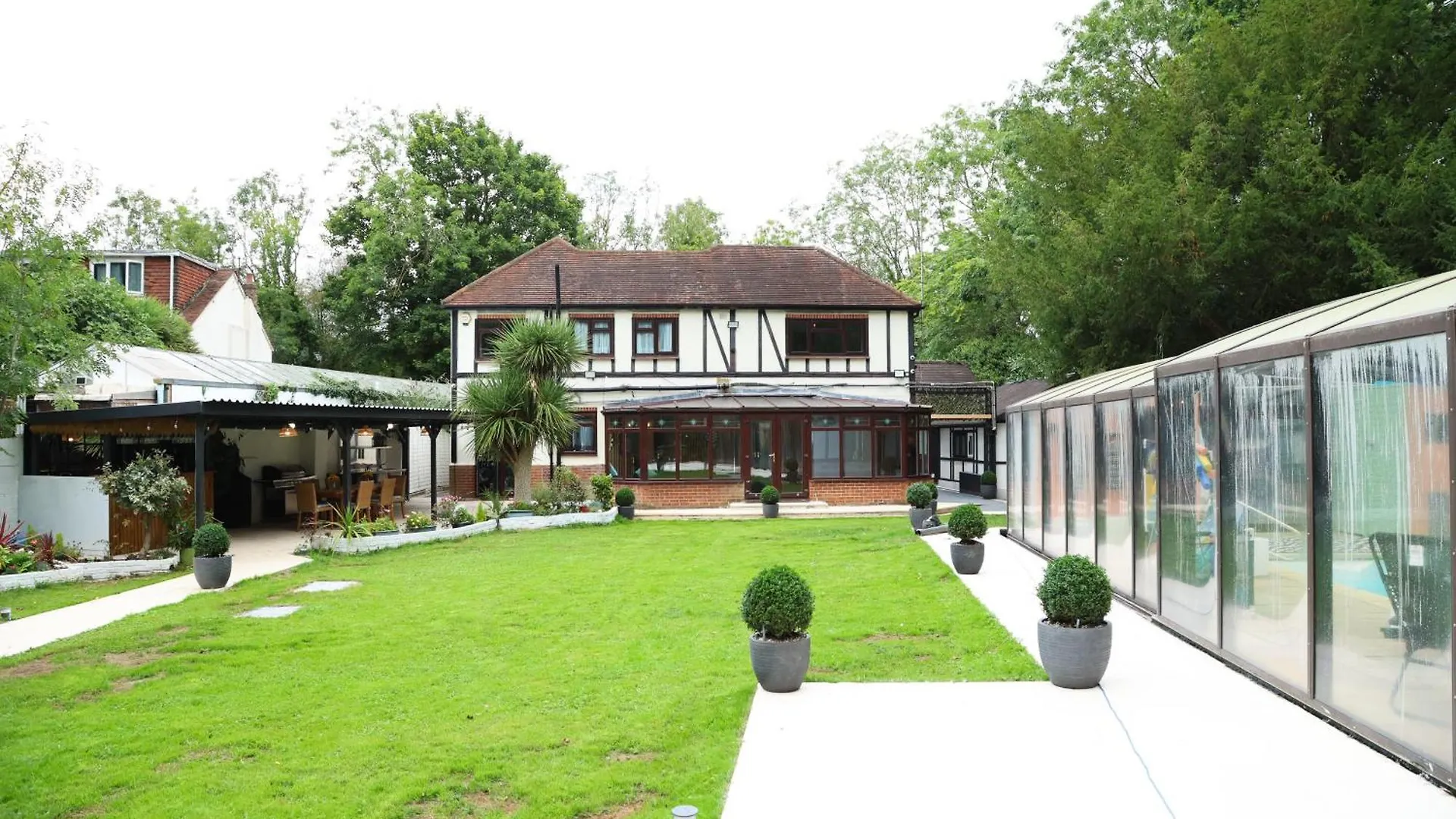 Shreem Homes Wraysbury 영국