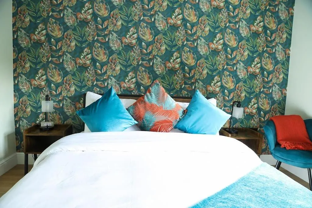 펜션 Shreem Homes Wraysbury
