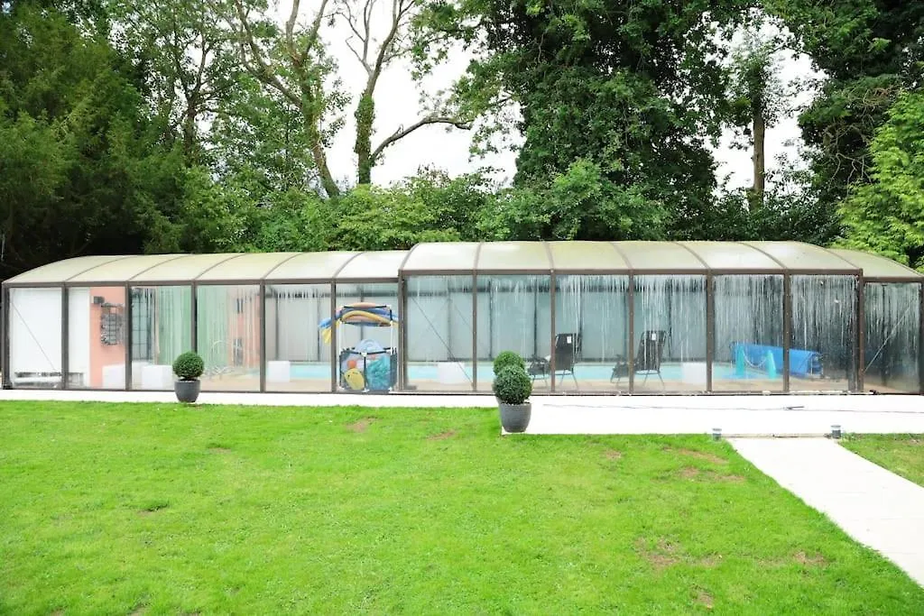 Shreem Homes Wraysbury 영국