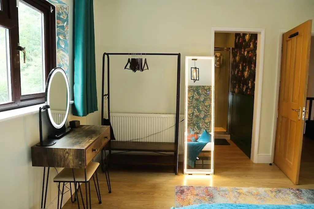 Shreem Homes Wraysbury 영국